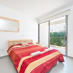 Esprit 20 Villa Polis