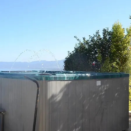 Esprit 20 Villa Polis