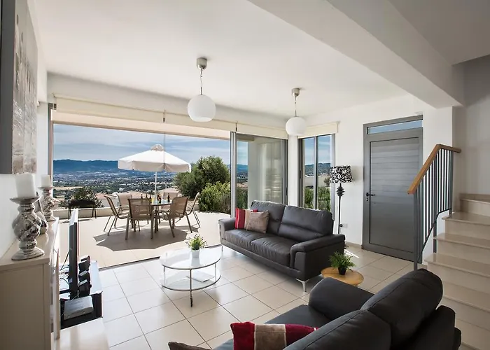 Esprit 20 Villa Polis